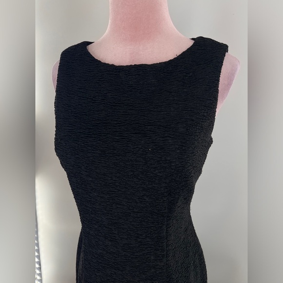 EUC Jessica Howard Crinkle Sheath - Picture 3 of 8